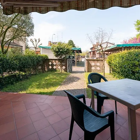 Feriehus Verga Abitazione Al Piano Terra Con Giardino Llido Degli Estensi