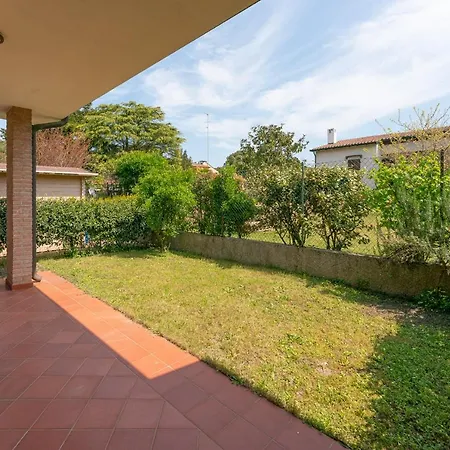 Verga Abitazione Al Piano Terra Con Giardino *