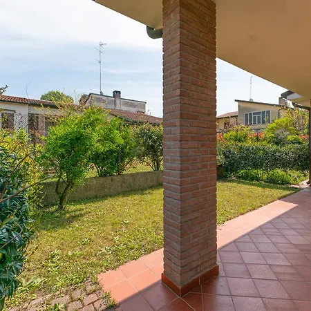 Verga Abitazione Al Piano Terra Con Giardino *