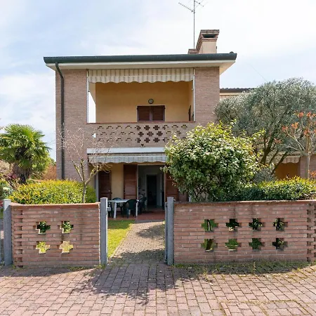 Feriehus Verga Abitazione Al Piano Terra Con Giardino Llido Degli Estensi
