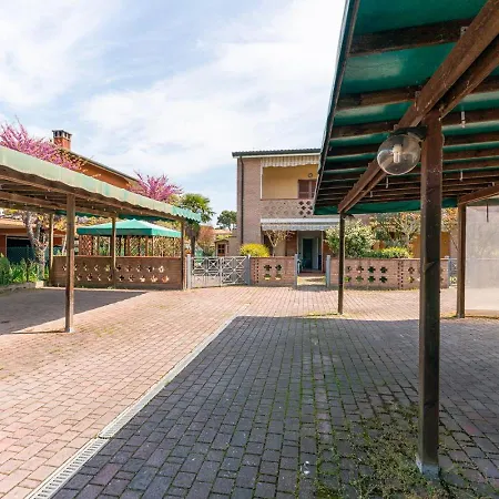 Verga Abitazione Al Piano Terra Con Giardino Llido Degli Estensi