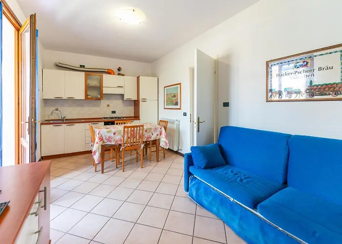 別荘 Verga Abitazione Al Piano Terra Con Giardino リド・デッリ・エステンシ