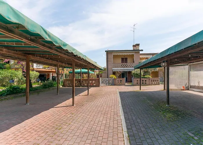 Verga Abitazione Al Piano Terra Con Giardino *