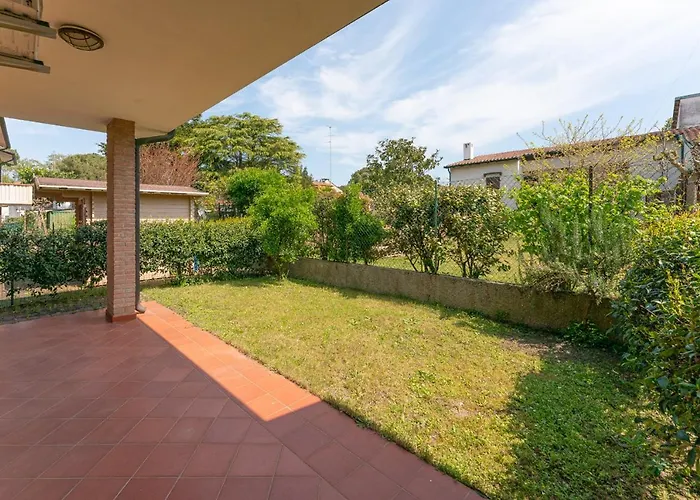 Verga Abitazione Al Piano Terra Con Giardino *